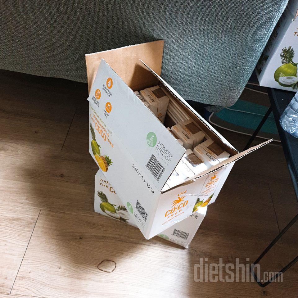 진짜 1년간 50박스는 먹었음
나도