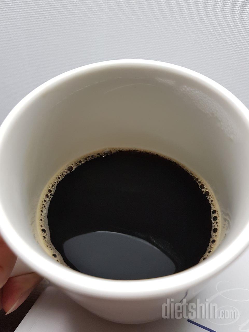 진짜 커피 같아요
신기..
벌써 다