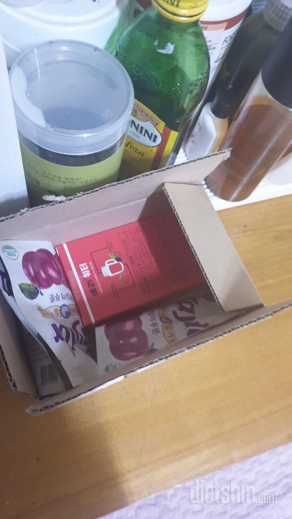 푸른진촤 맛있어요. 근데 변이 나오길