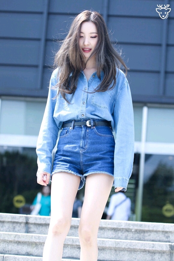 자극사진