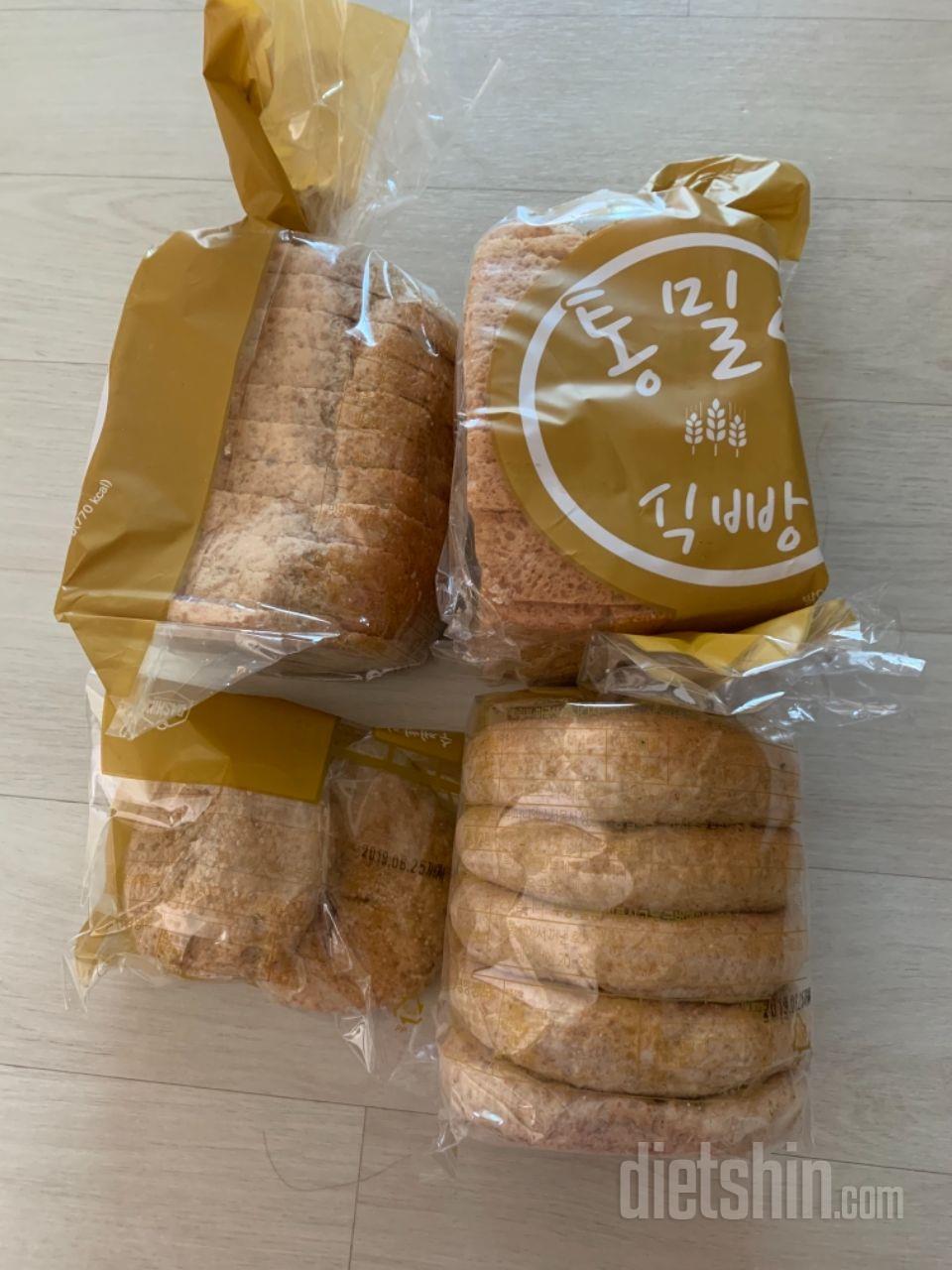 역시 믿고 먹는 다신샵통밀빵~~ 매번