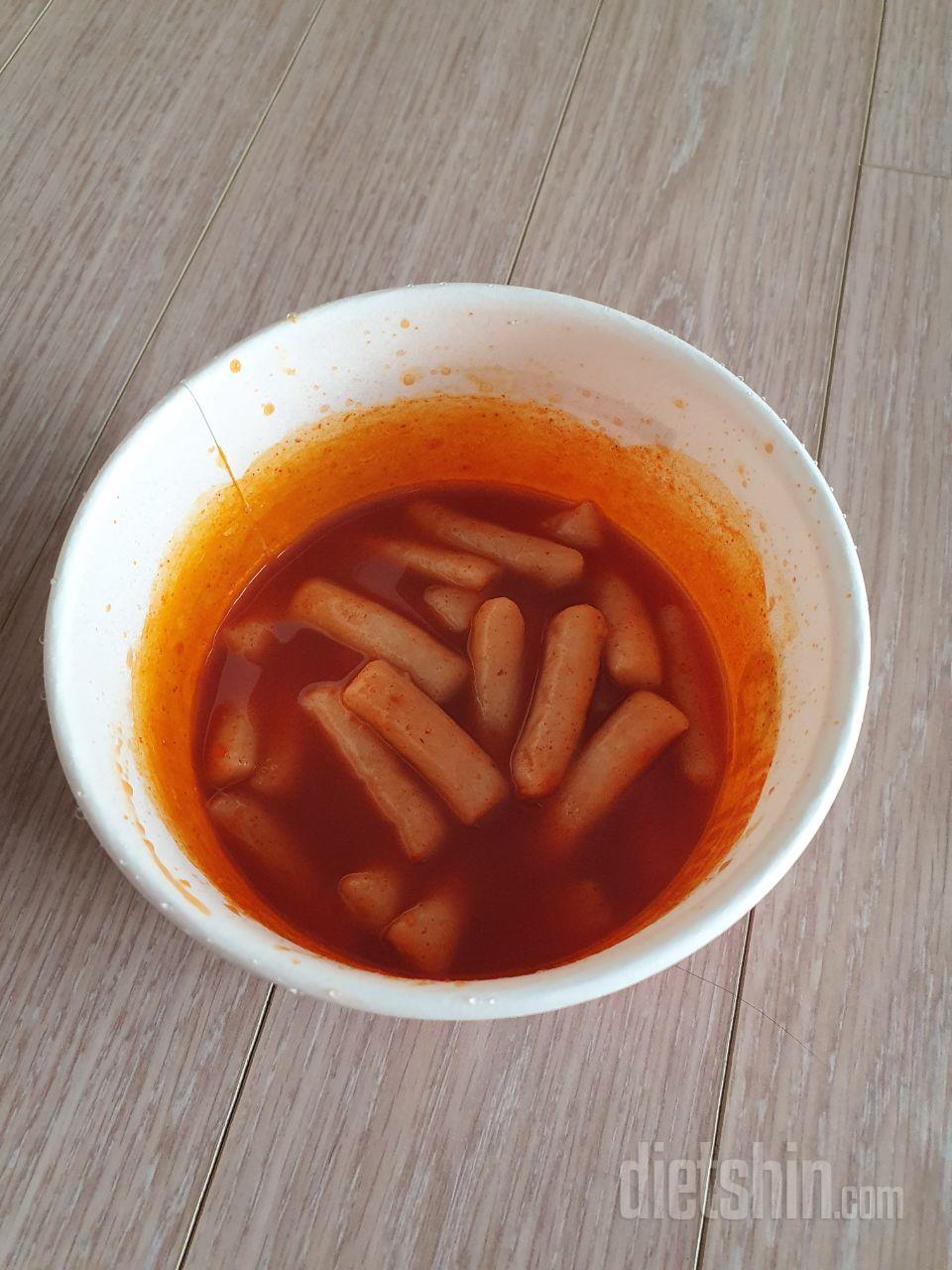 소* 곤약떡볶이 먹고 뭐 이런맛이 퉤