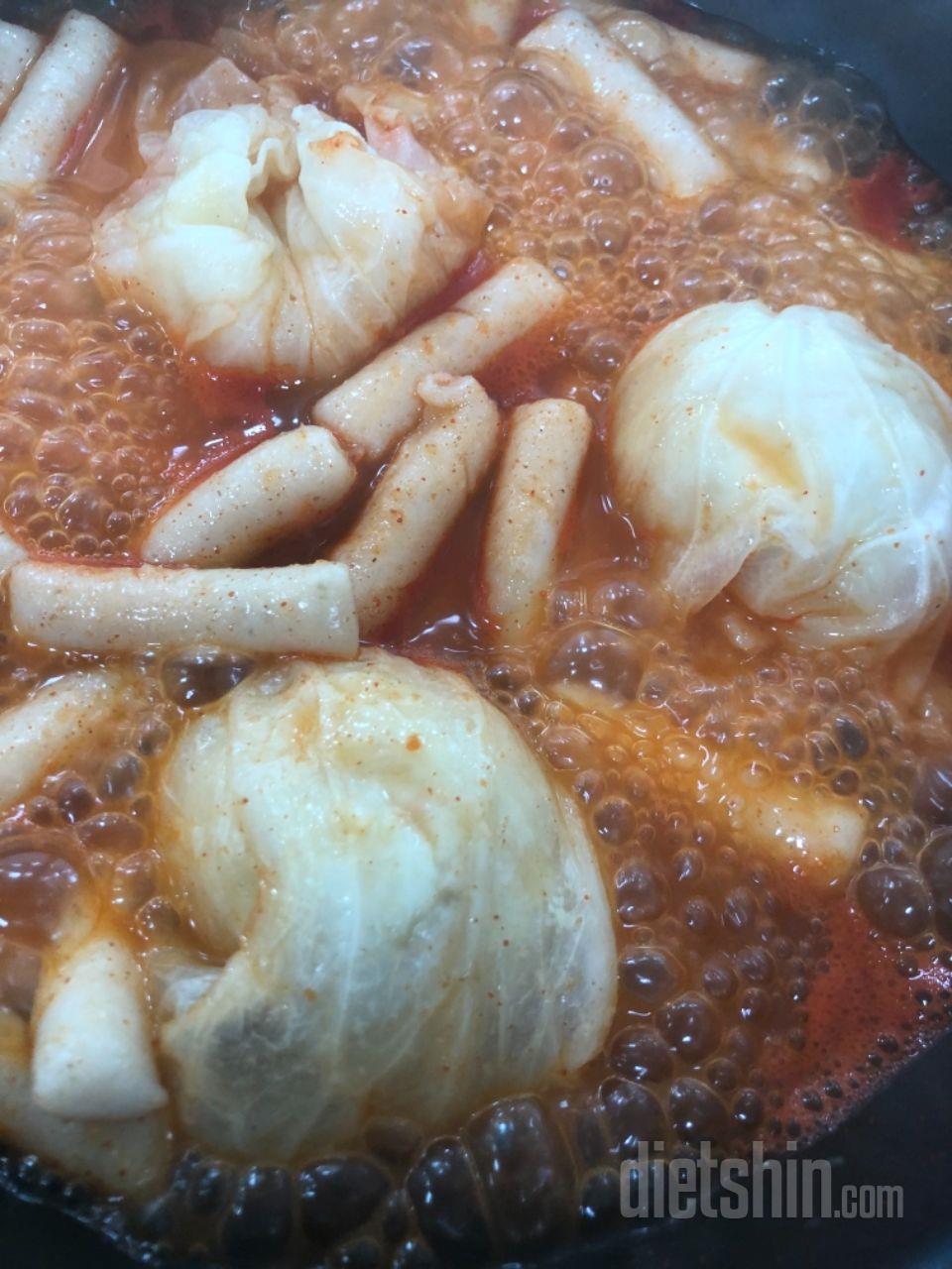 와 떡볶이 진짜 맛있는데요 . 혹시