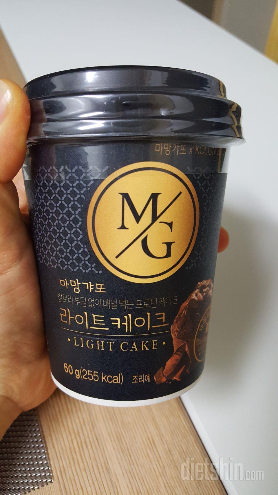 깜찍하게 생겼어요~
외부만 봐도 너무
