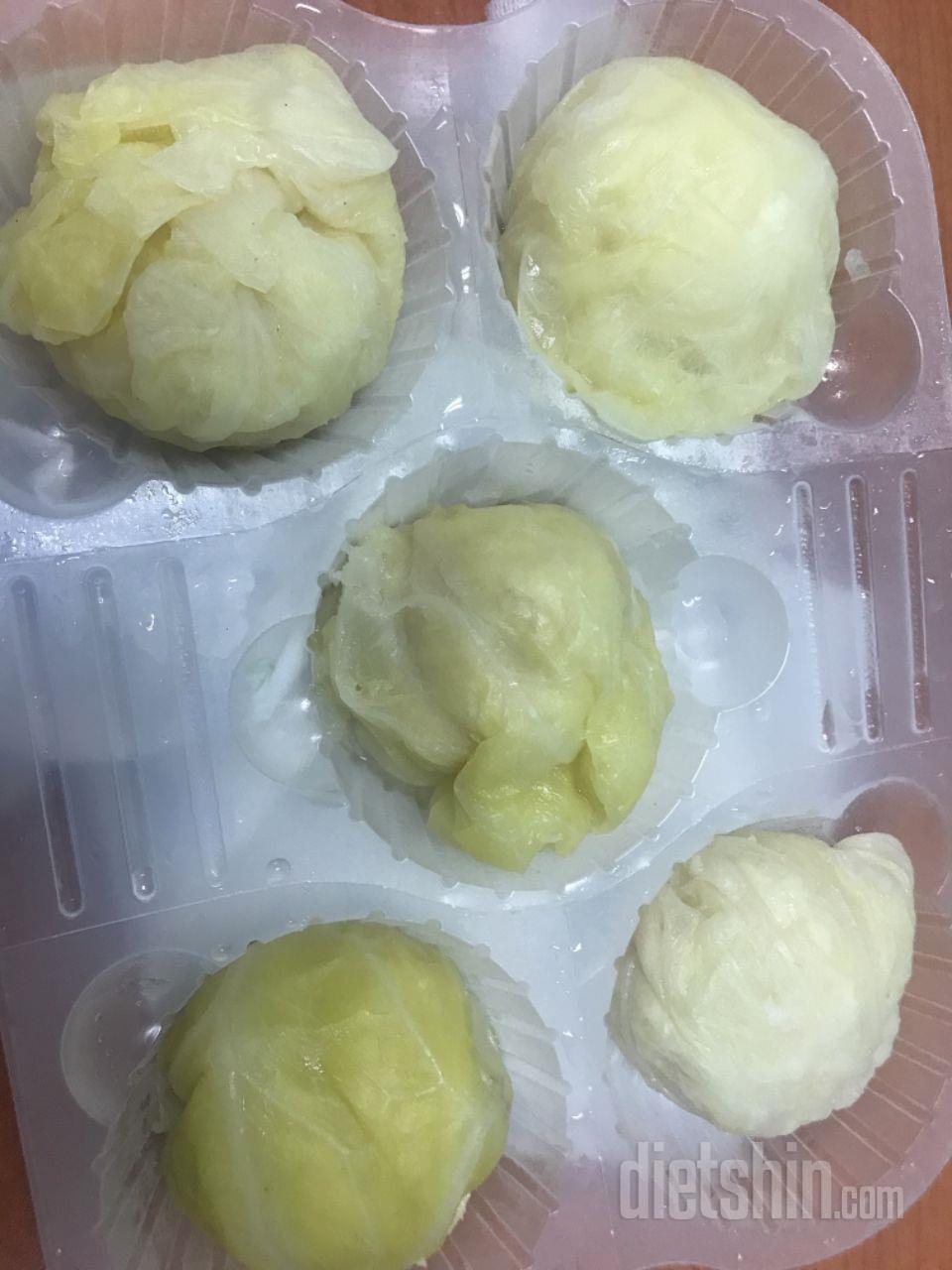 전자레인지에 돌리면 바로 양배추가 찐