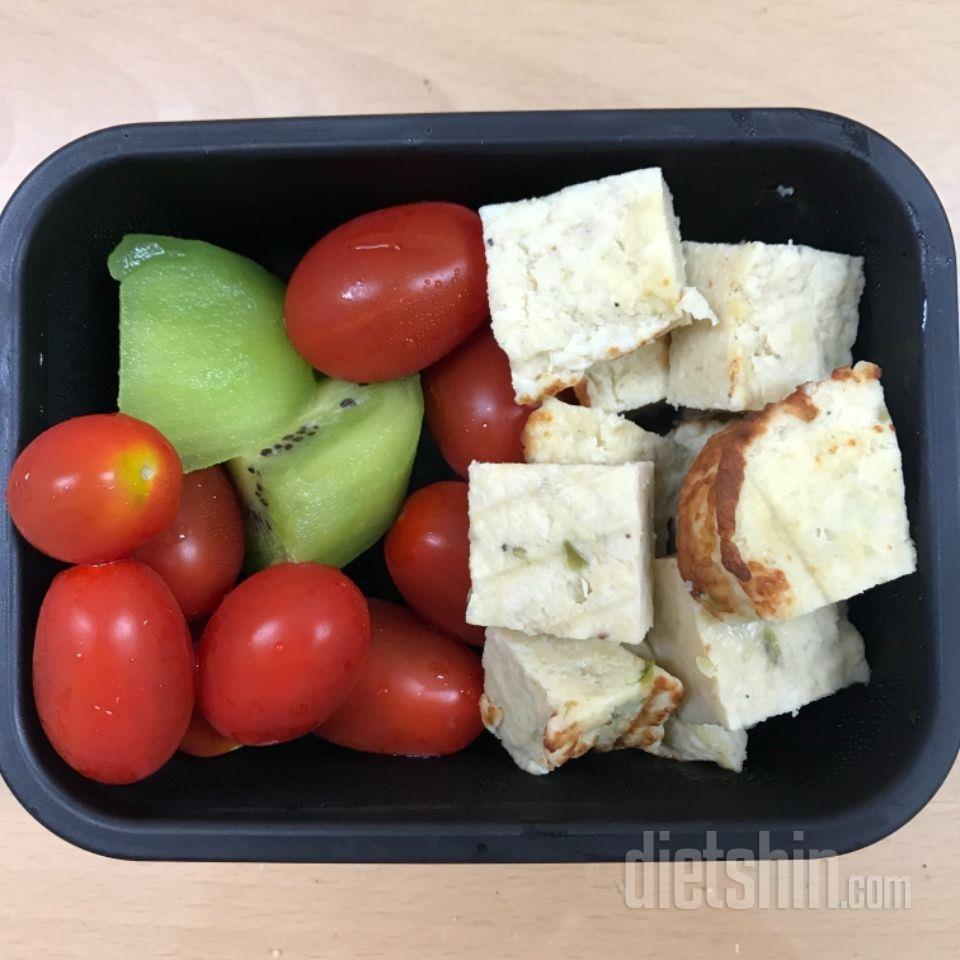 늘 꼬꼬빌에서 시켜먹고 있어요~ 심쿵