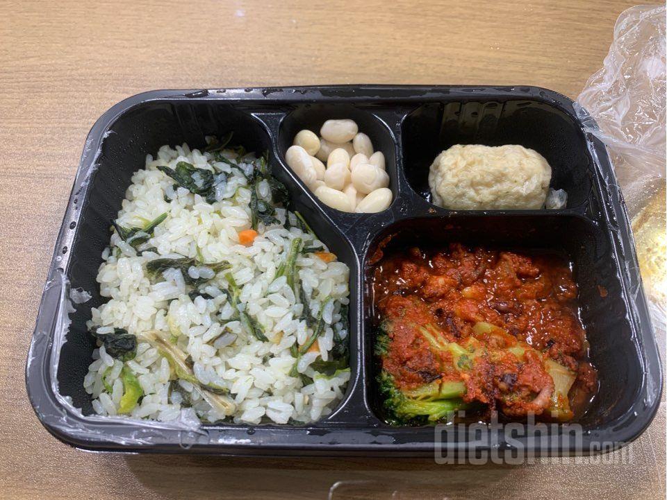 다이어트도시락이 맛있어 봤자지!
싶었