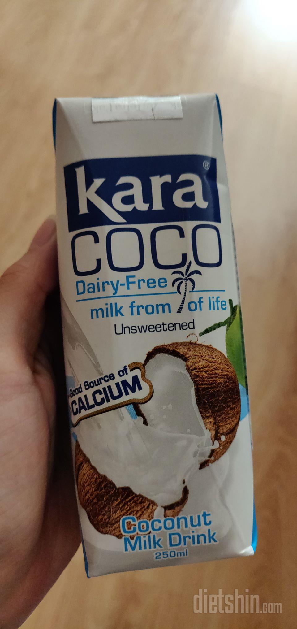 처음 마셔본건데 워터 시키려다가 실수