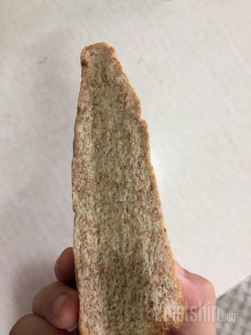 빵이 한갠줄알았습니다 식빵인데 ㅠㅠㅠ
