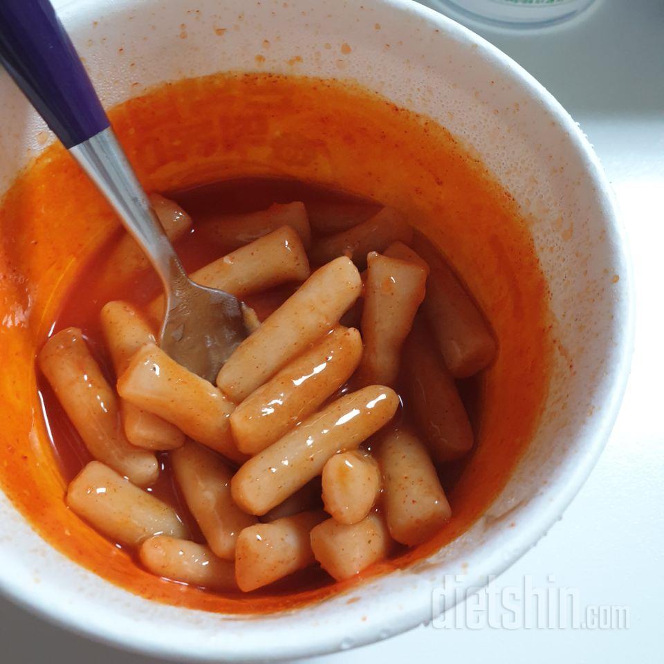 떡볶이 매니아라 거의 자주 먹는데ㅜㅠ