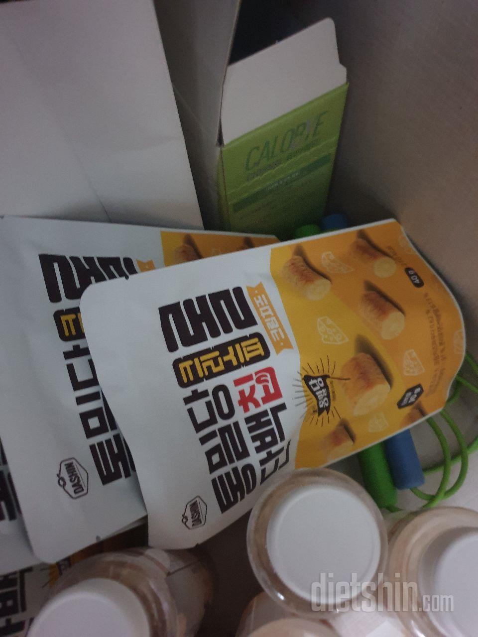 다른건 좀 딱딱했는데 이건 부드럽구