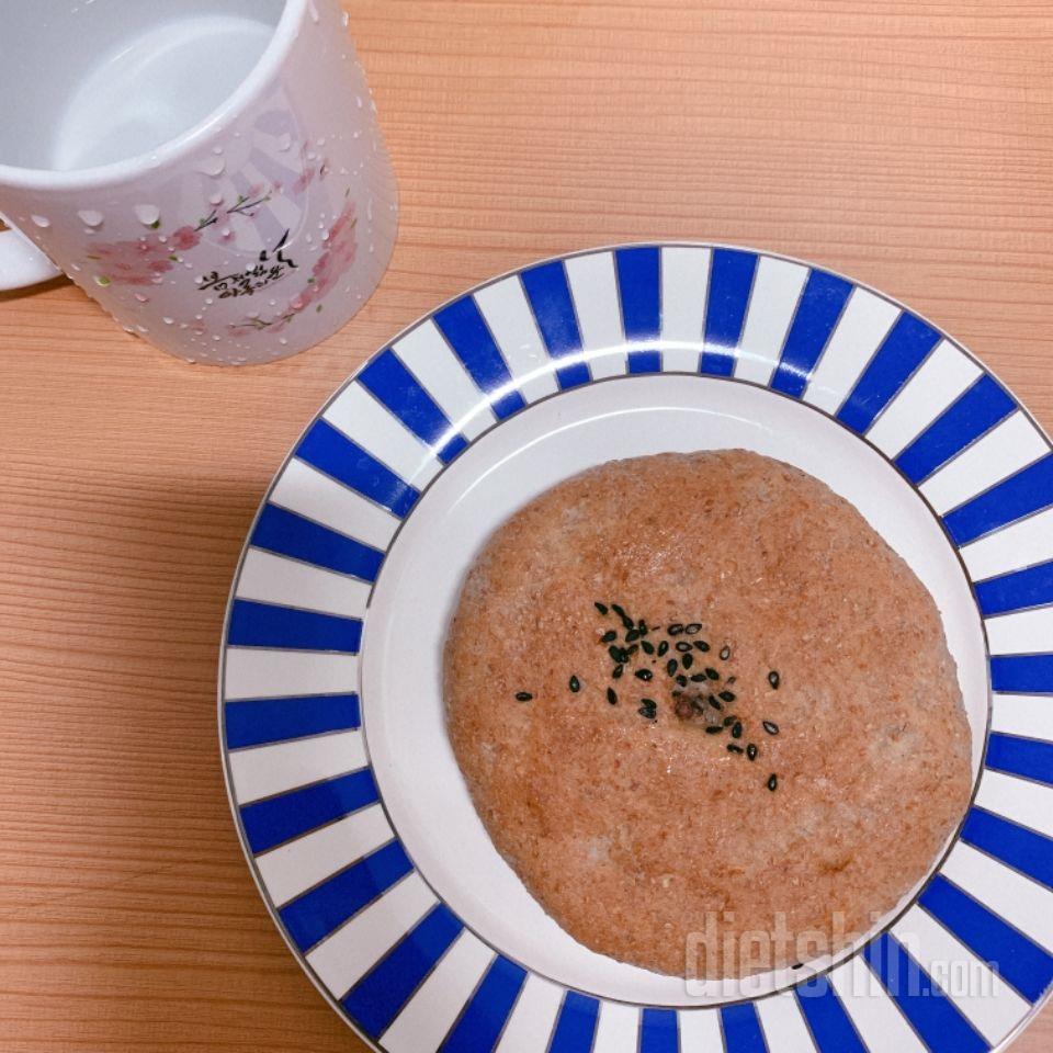 단팥빵 완전맛있어요 ㅠㅠ
팥도완전가득