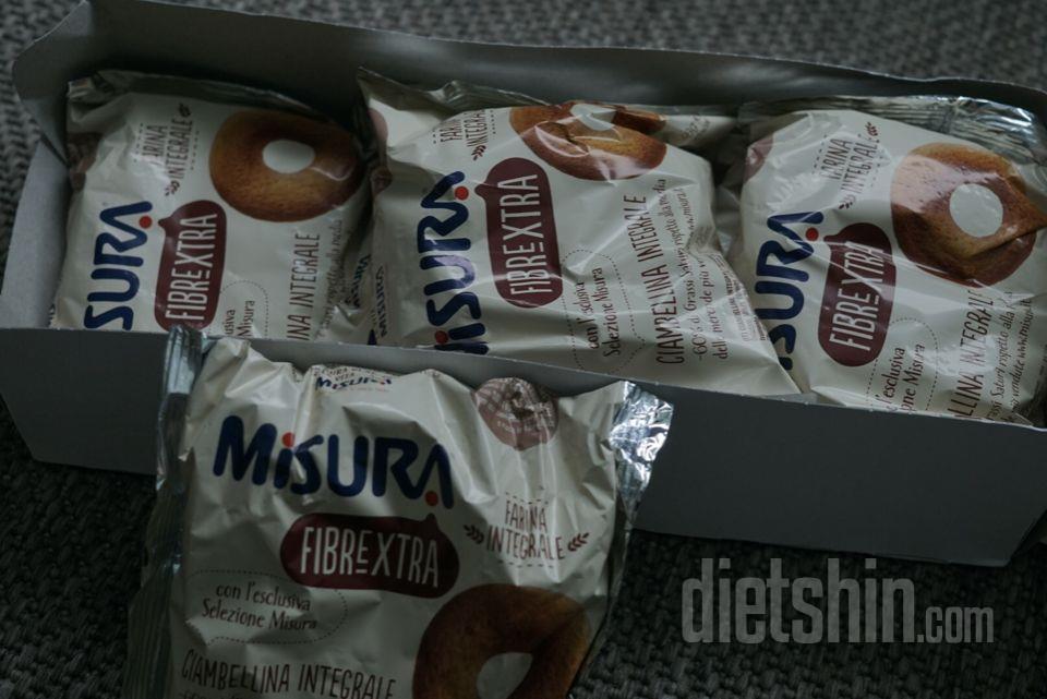 촉촉하고 많이 달지않고 맛있어요
