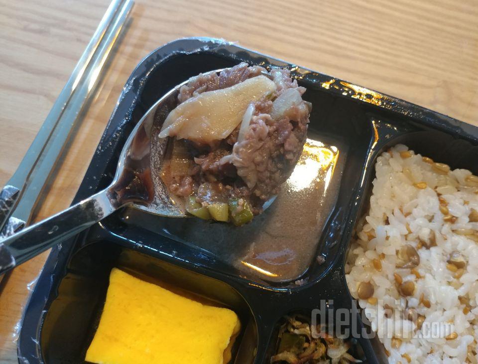 포장은 엄청 꼼꼼히 해주시네요.
안전