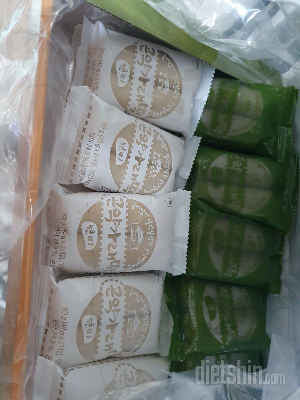 개인적으로 쑥떡이 현미떡보다 맛있더라