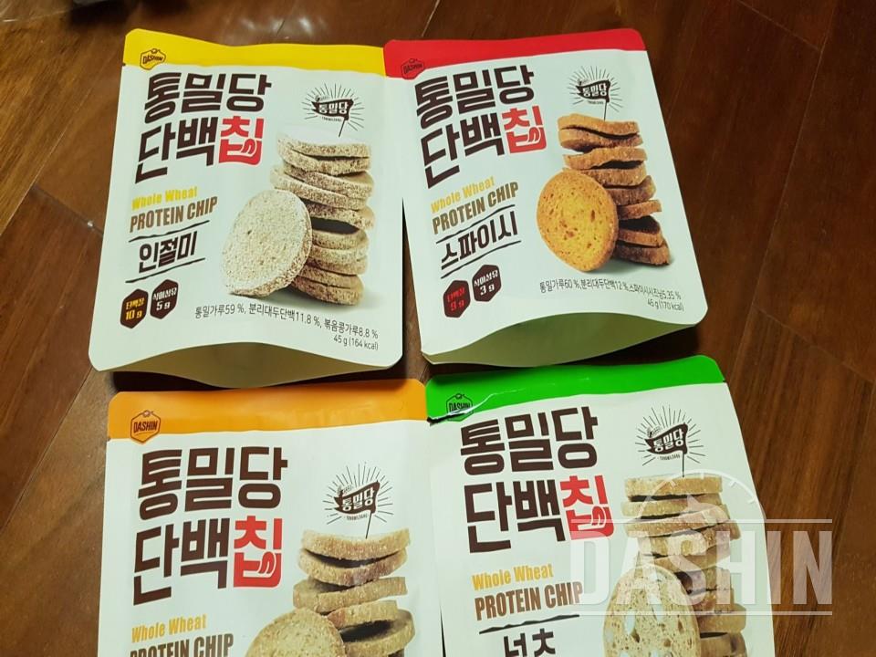 자극적이지 않고 담백하고  순한 맛에