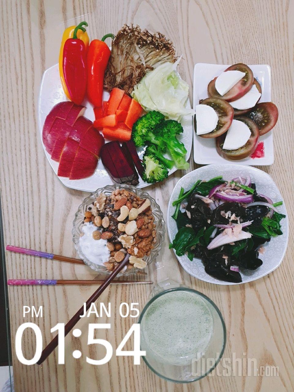 01월 05일( 점심식사 787kcal)