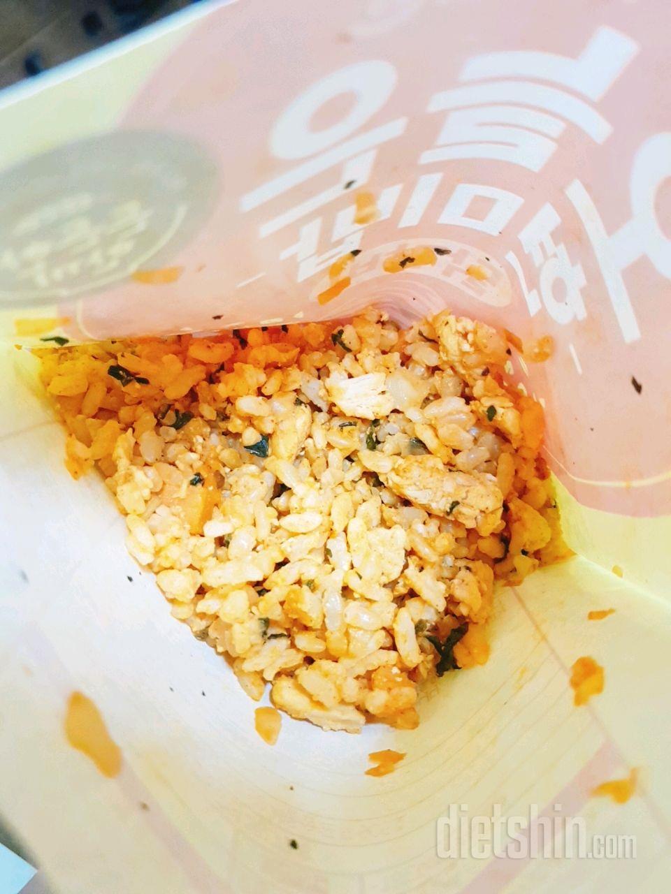 오늘은 현미밥 닭갈비맛 먹어봤어요!