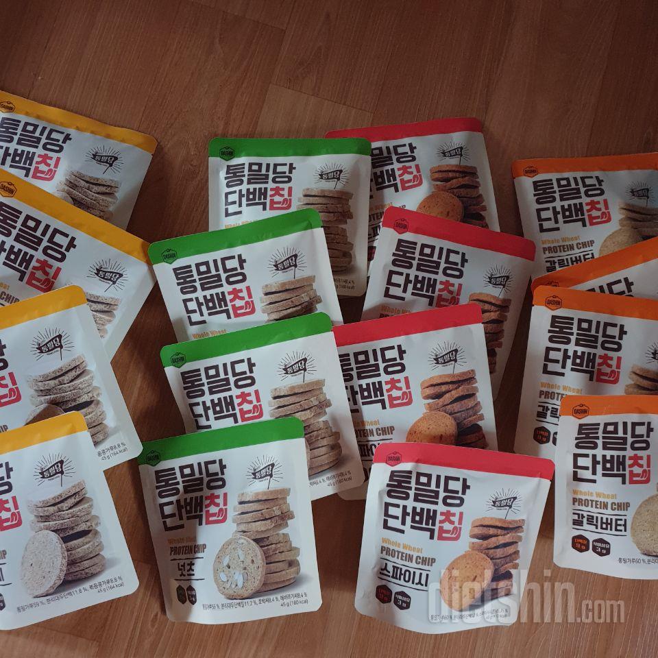 사은품으로 받았던게 맛있었어서
맛별로