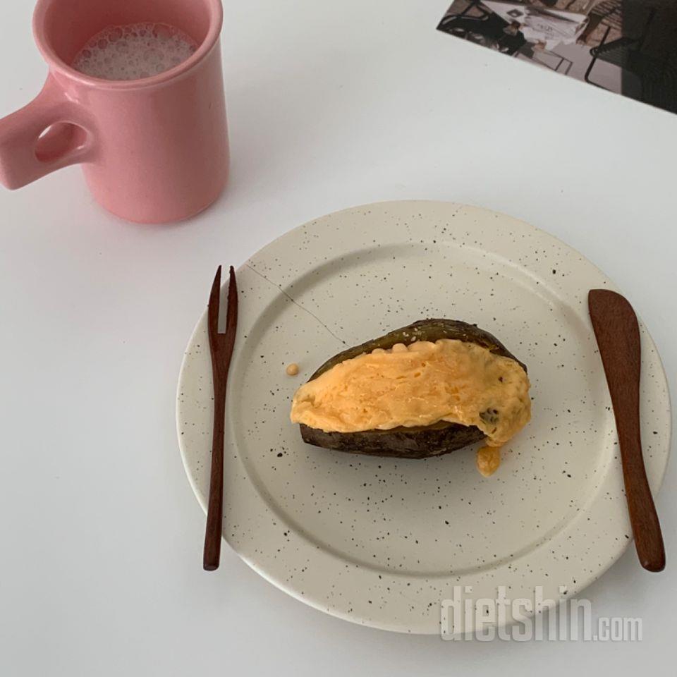 치즈가 넘 마싯네요 ㅎㅎㅎ
가격만 조