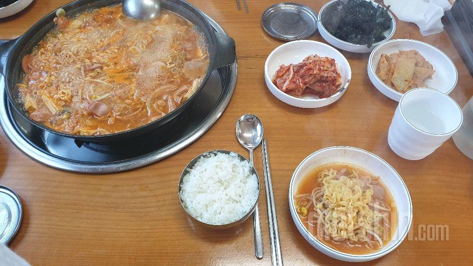 02월 18일( 점심식사 722kcal)