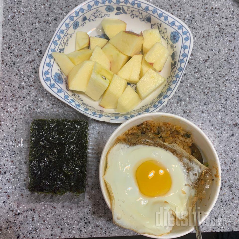 진짜 맛있어요.. 시내에 파는 비빔밥