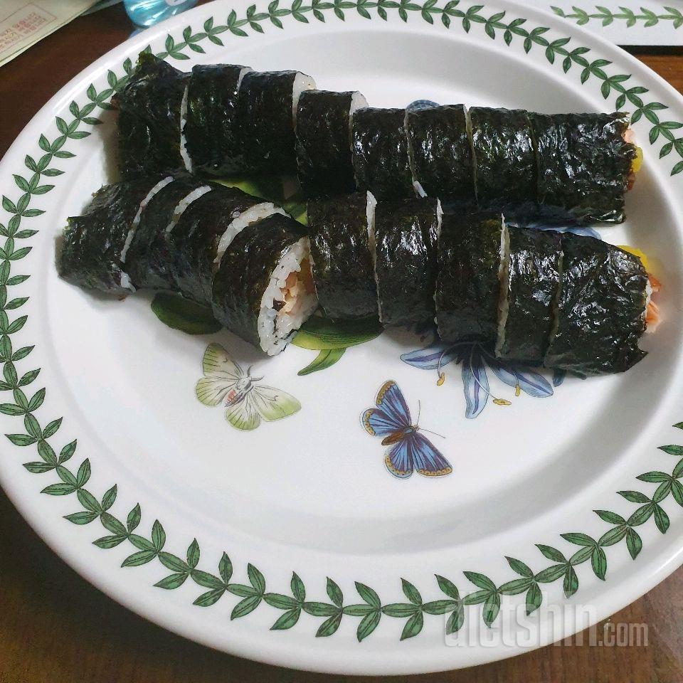 어제 저녁 김밥