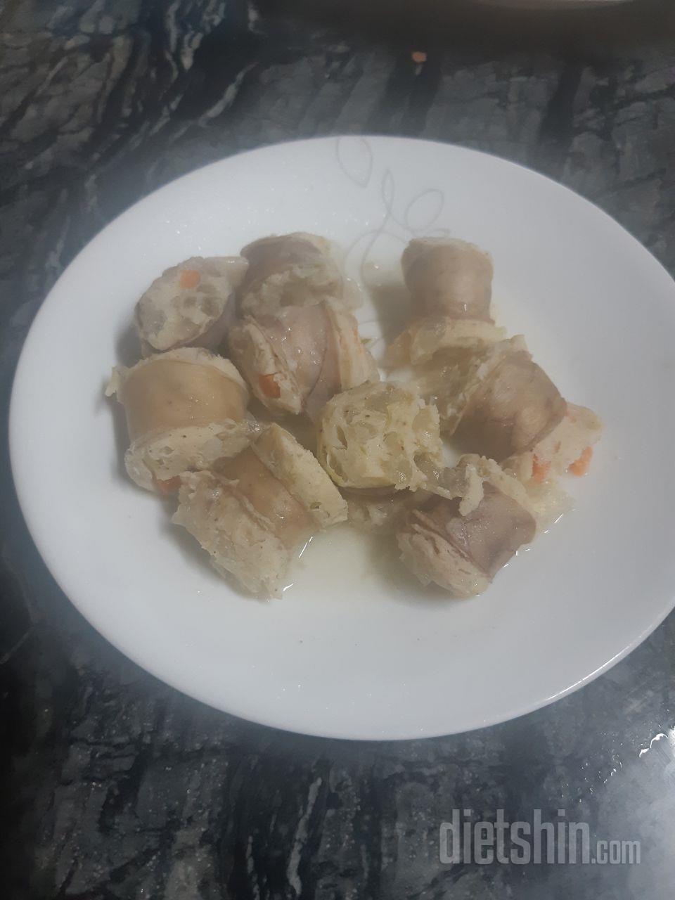 닭가슴살 순대 처음 시켜봤는데 떡볶이