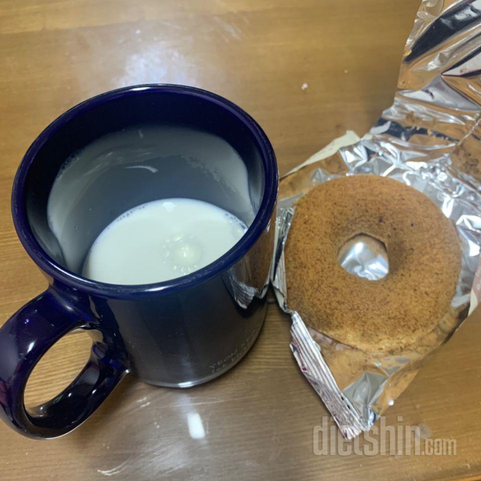 우유에 찍어먹었는데 진짜 맛있어요!!