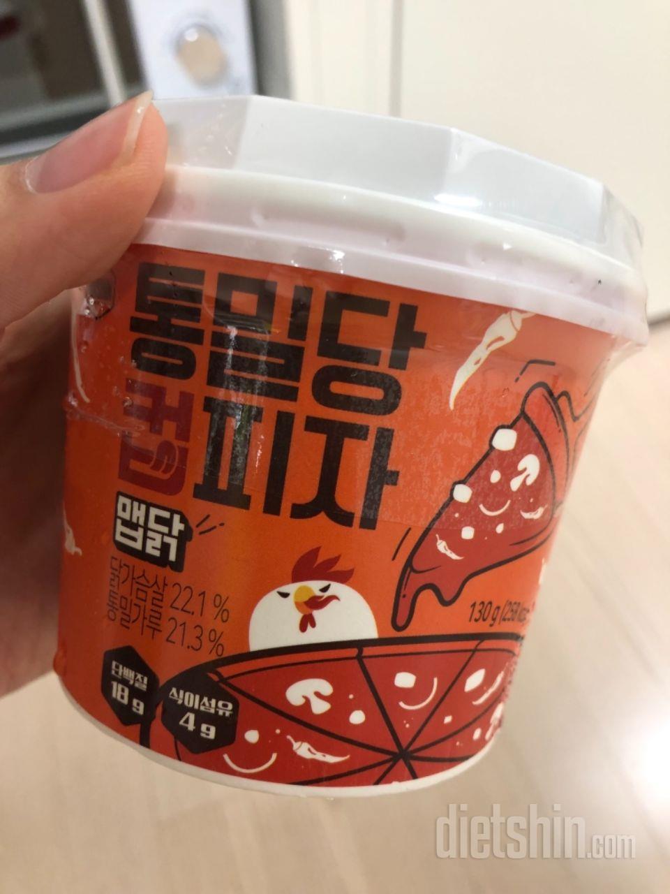 두부티라미수는 두유맛이 좀 강하지만