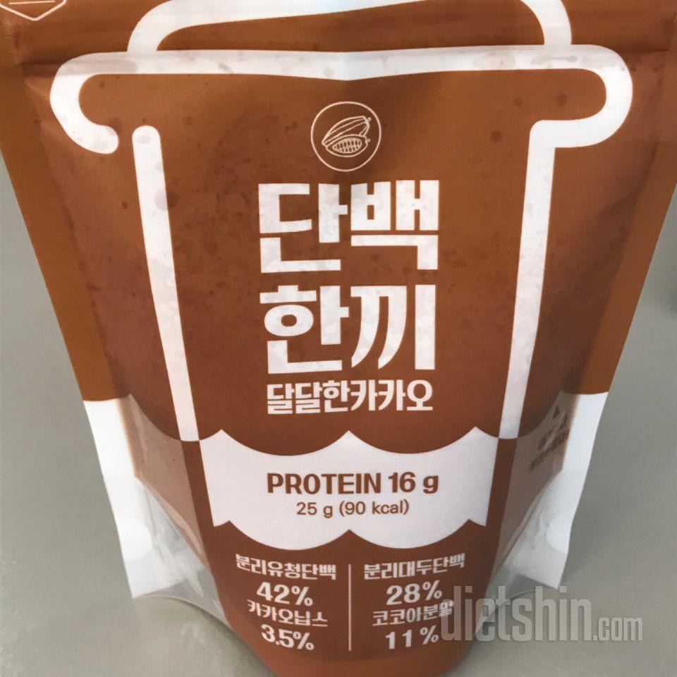 카카오맛 먼저 먹어봤는데 특유의 단백