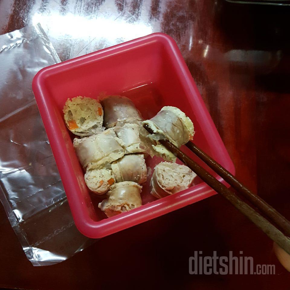 닭가슴살 듬뿍 순대
약간 뻑뻑해도 
