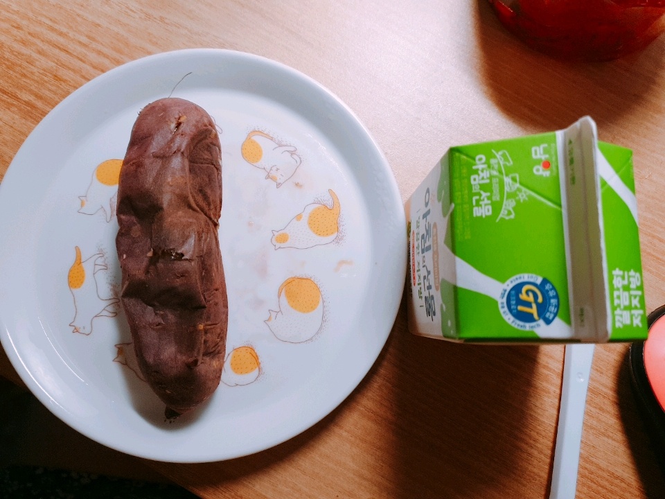 04월 03일( 점심식사 226kcal)