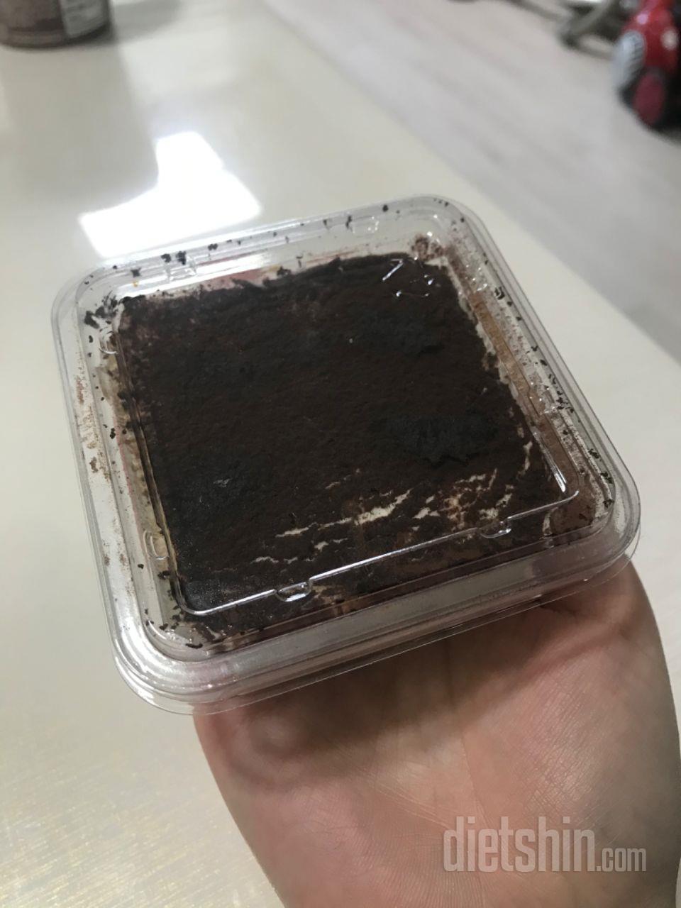 첫맛은 두부향이 살짝느껴지는데 그러고