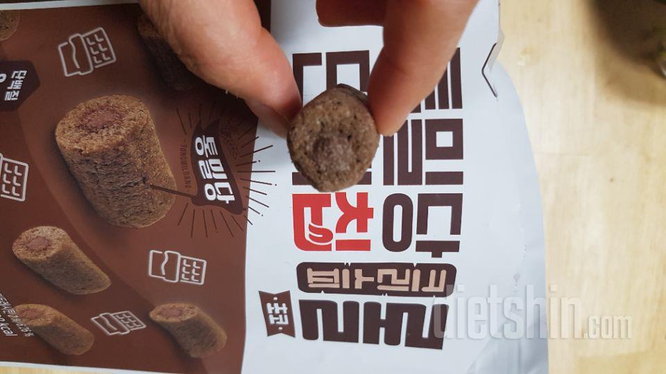 쿠키보단 크리스피가 진짜 맛있네요
일