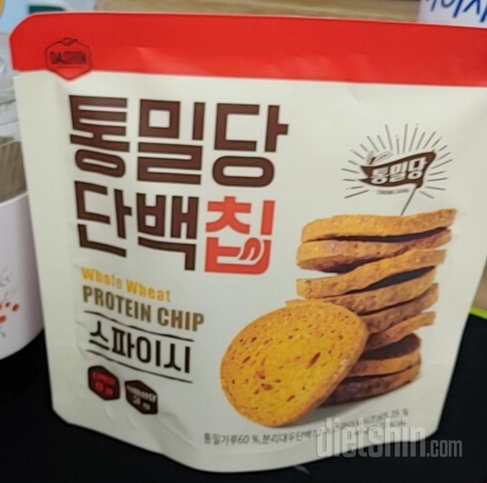 간식으로  먹는데  맛있어서 재구매했