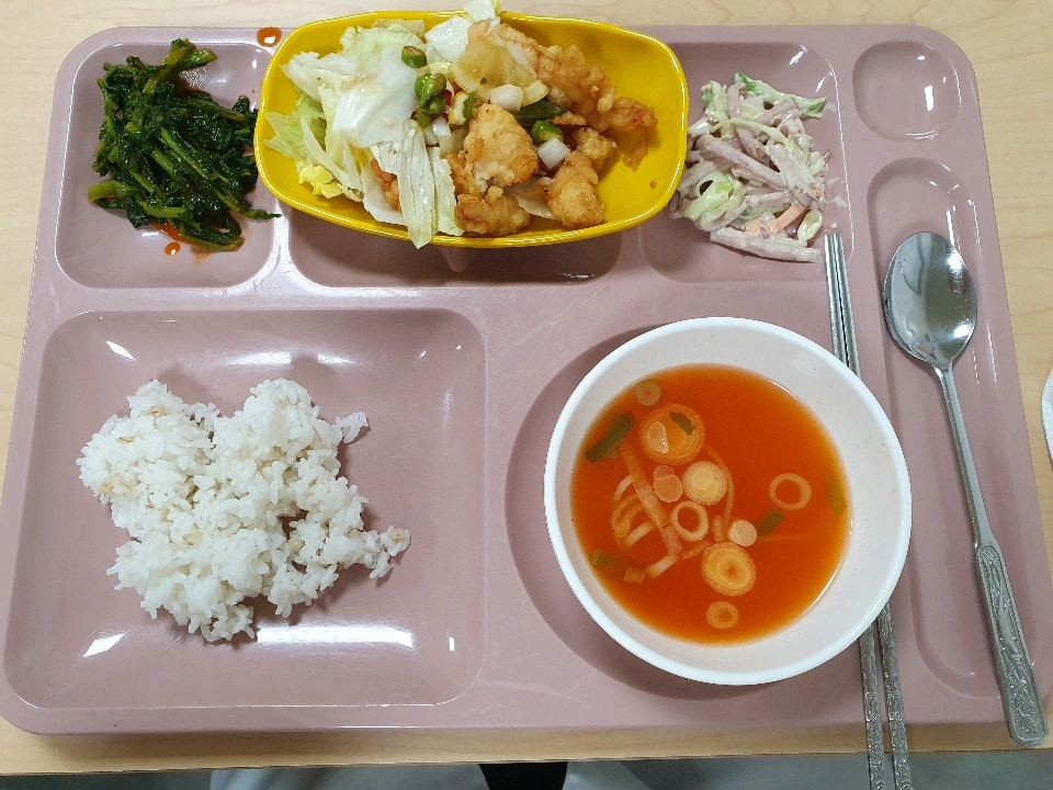 05월 18일( 점심식사 699kcal)