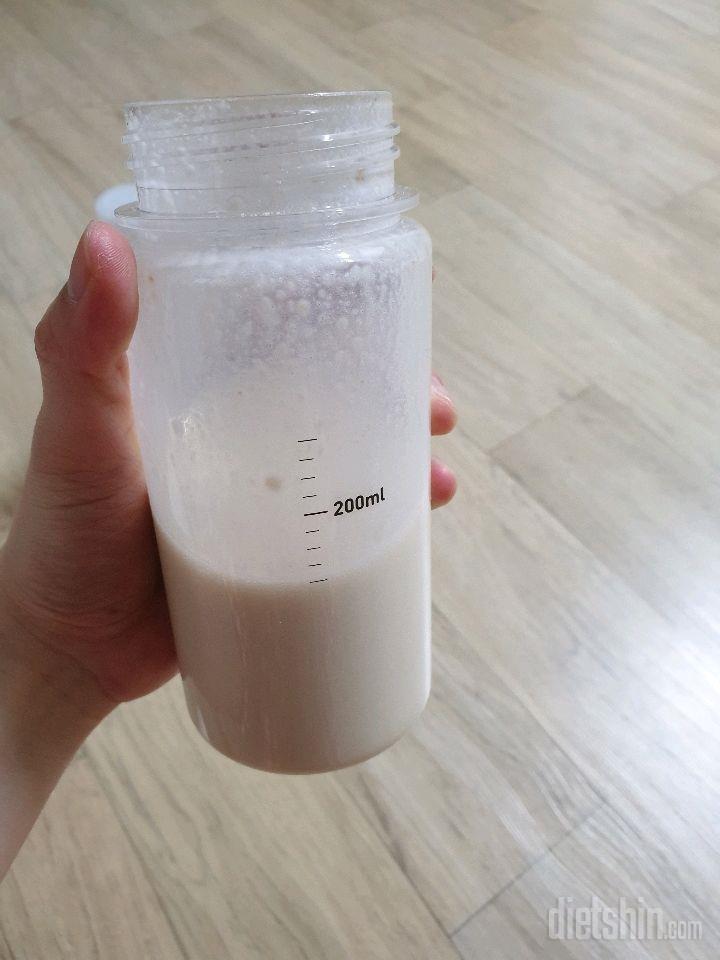 먹을 때마다 더 맛있어지는 단백질 쉐이크!