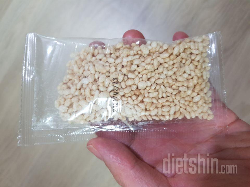 짱맛있네요 ㅎㅎ
칼로리도 하나에 24