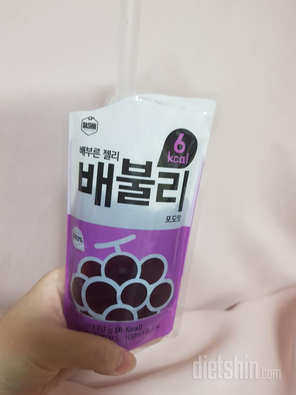 건강한 맛이네요 ㅎㅎㅎ
포도맛 괜찮습