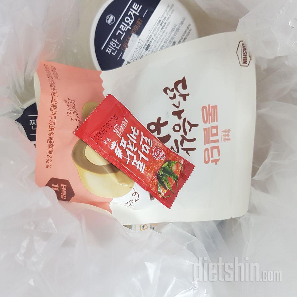 핫도그 넘 맛있게 먹었어요! 케찹 귀