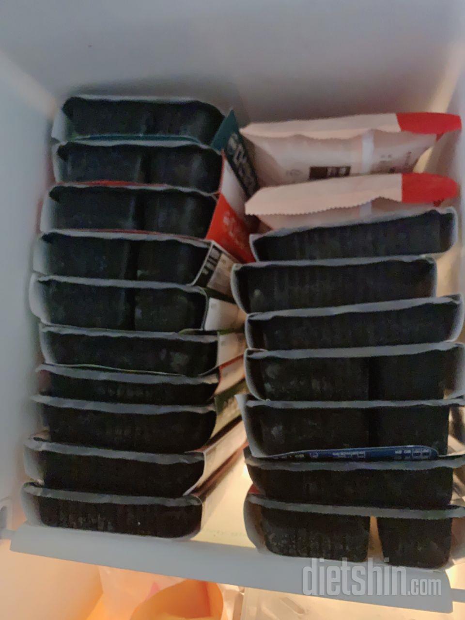 아직 안먹어봤지만 구성이 좋은거 같아