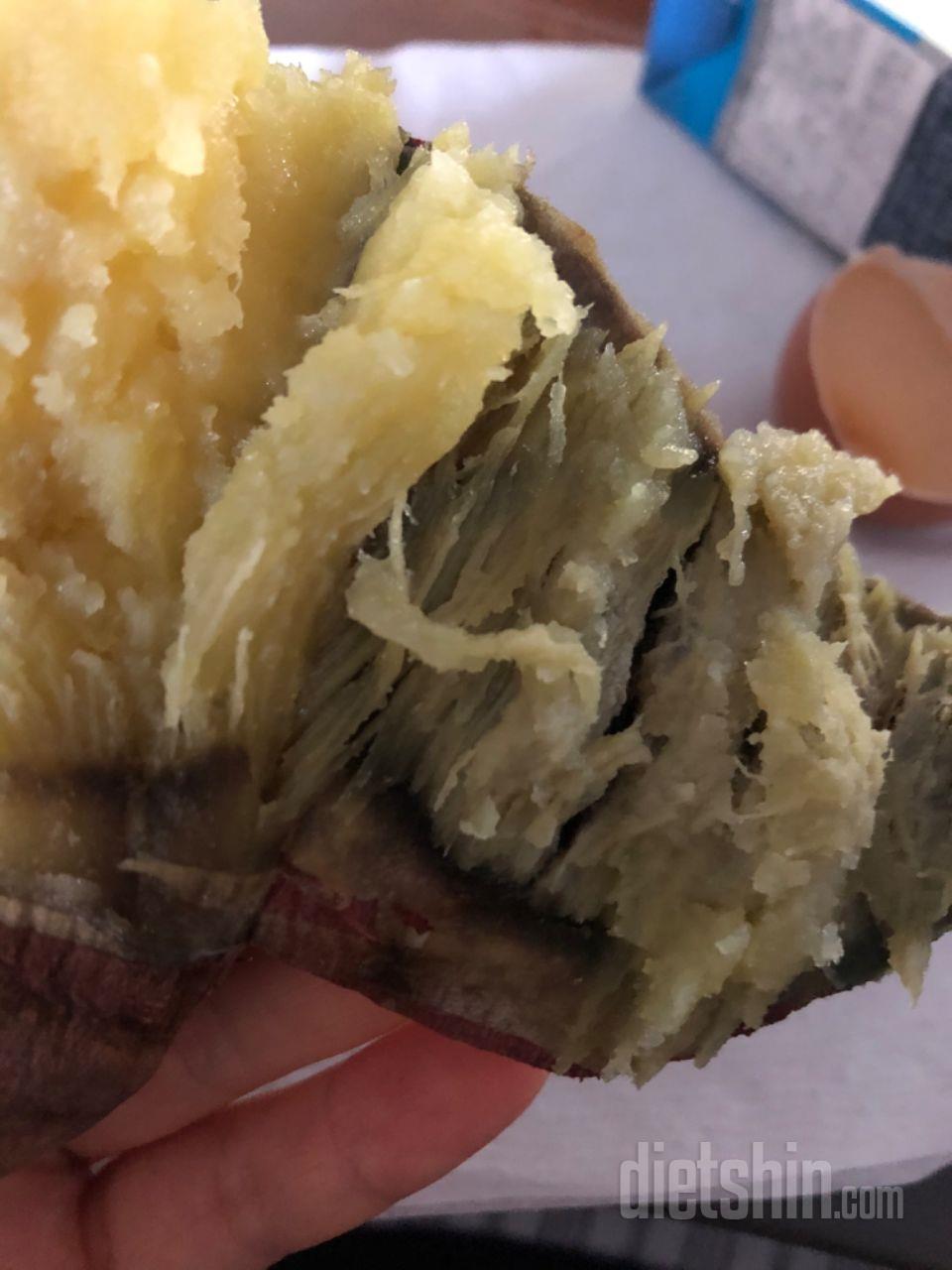 간편하긴한데
군내나는 부분이 너무 많