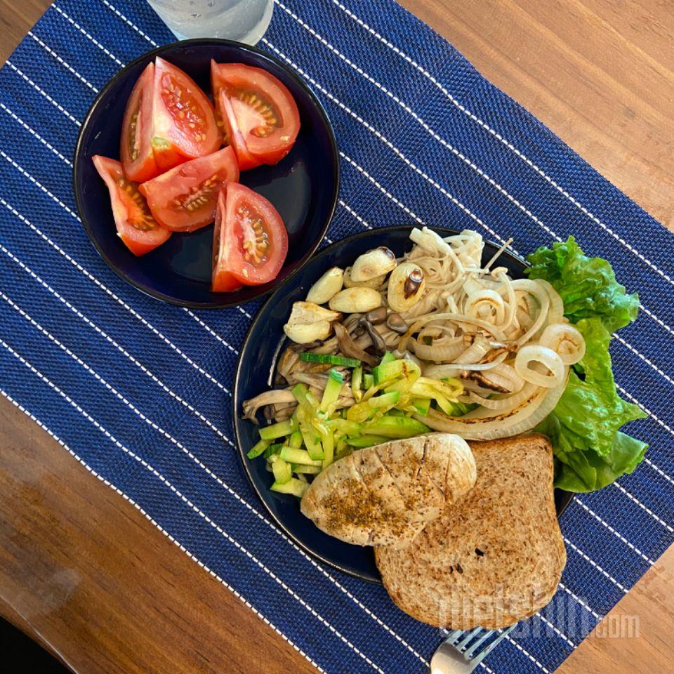 빵이 조금 작긴 해도 맛있어서 커버쳐