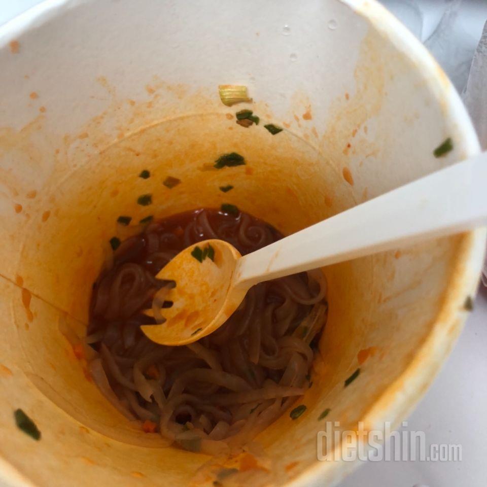 아 .. 진짜 맛없어요
코막고 먹을정