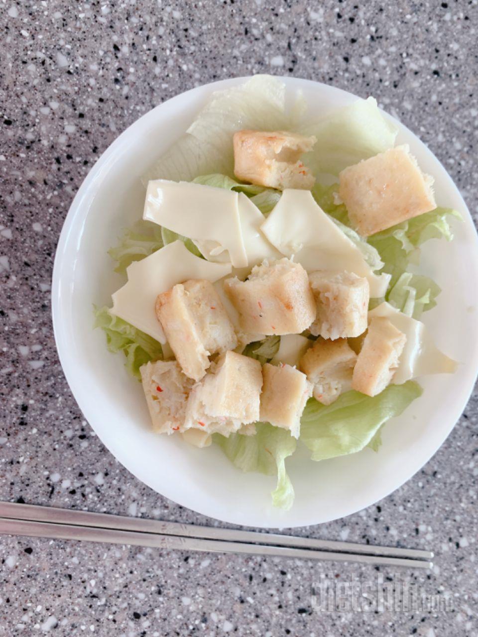 닭가슴살만 먹기 지겨워서 시켜봣는데
