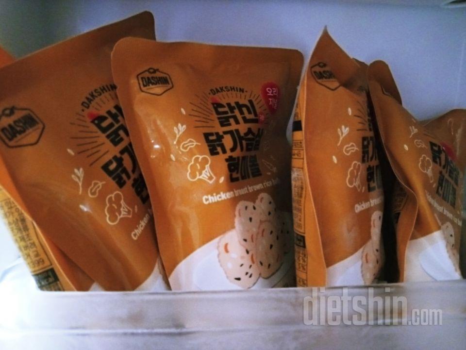 닭가슴살만 먹으면 퍽퍽하고 금방 질리