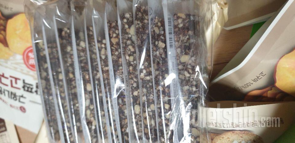 블랙 카카오 바 카카오 맛이 강해요~