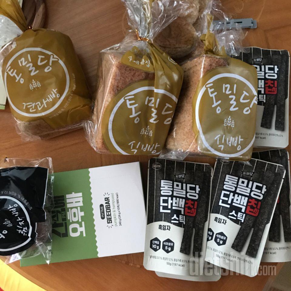 재구매하는 빵들 너무 맛잇어용 오일에