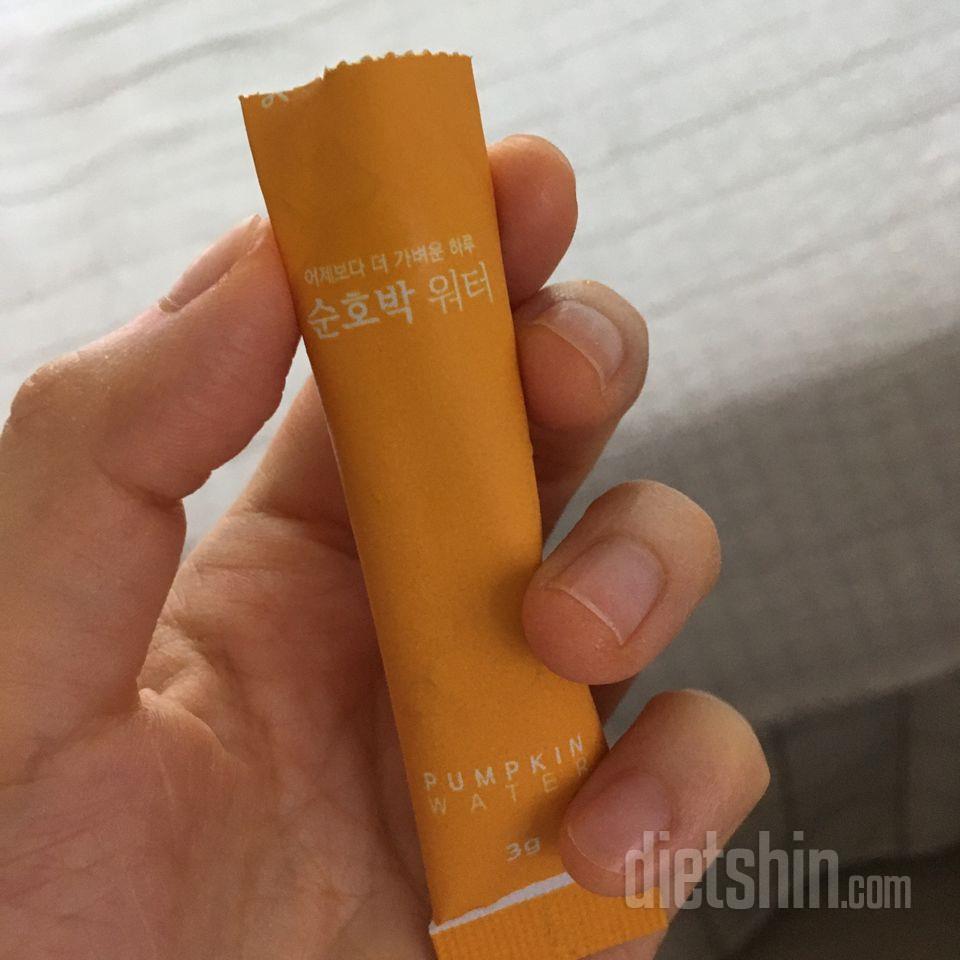 오트밀위에 뿌려먹었는데 맛있어요 첫구